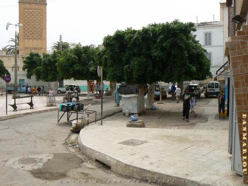 la Marine place de la Perle .jpg
